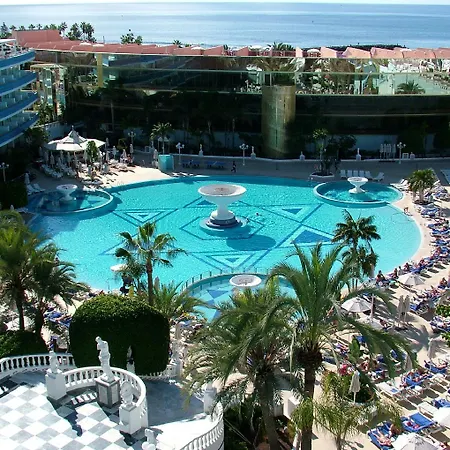 Otel Mediterranean Palace 5*