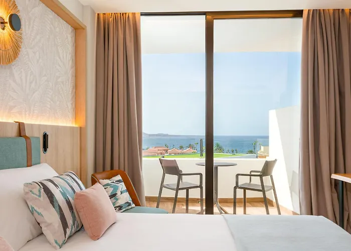 Отель Mediterranean Palace Плая-де-лас-Америкас