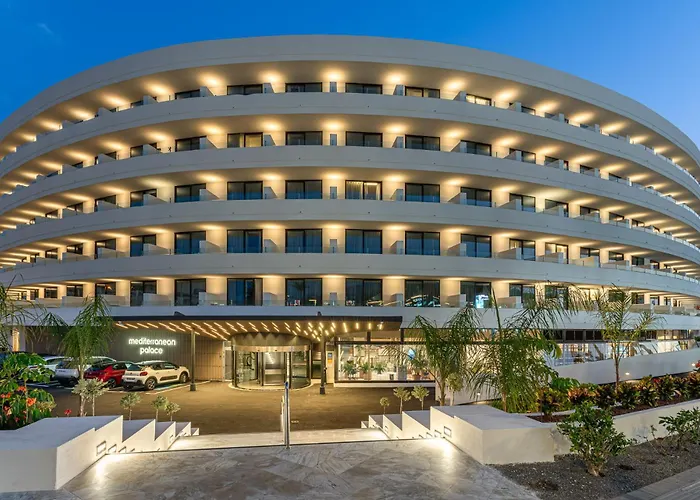 Отель Mediterranean Palace 5*