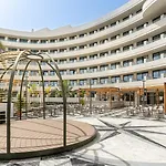 Mediterranean Palace Hotel 5*