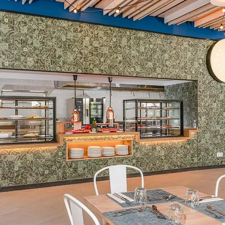 Hotel Mediterranean Palace Playa de las Americas (Tenerife)