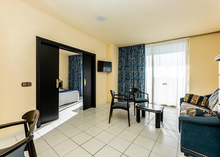 Hotel Mediterranean Palace Playa de las Americas (Tenerife)