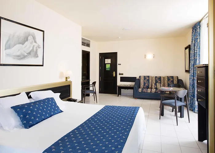 Mediterranean Palace 5*