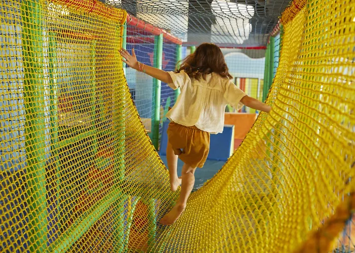 Mediterranean Palace Hotell 5*