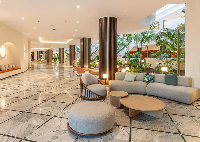 Mediterranean Palace Hotel 5*